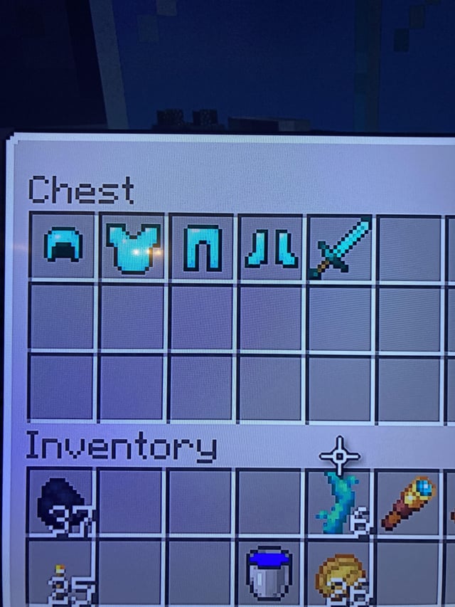 I was wondering, which 4 items should be netherite first? Never done a 100% no cheats dragon fight before