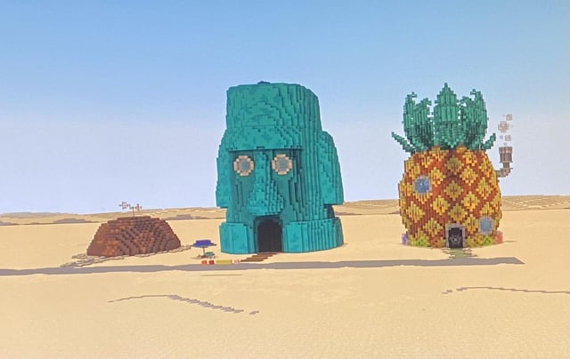 I recreated SpongeBobs, Patricks, & Squidwards Houses in Minecraft! 🍍 🗿 🪨