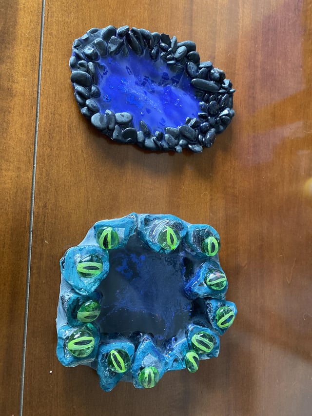 I had an idea to remake realistic versions of the Nether portal and End portal out of resin and here’s how they turned out: