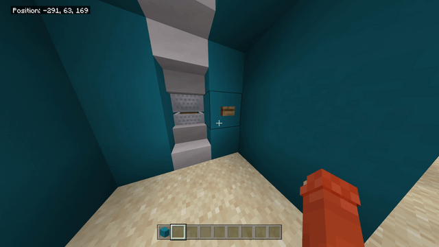 I made a simple rotating storage system