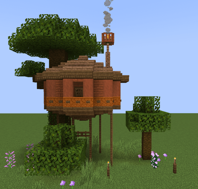 I've never seen a good looking Tree House in Minecraft before...